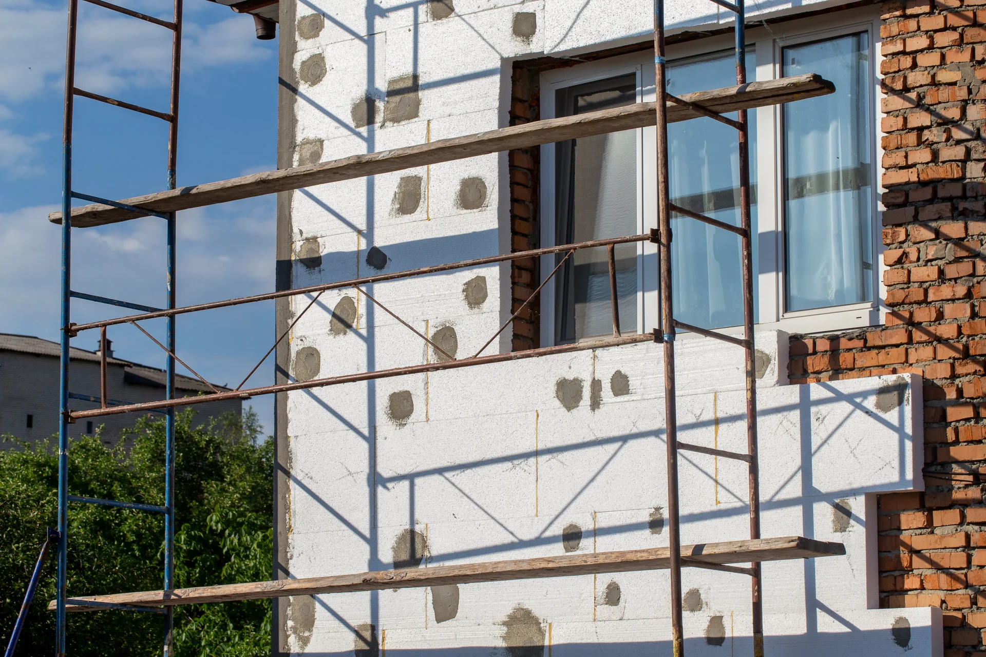 Travaux de ravalement de façade dans les départements 91, 92 et 94.